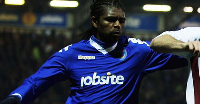 Kanu: Earned Pompey a late draw